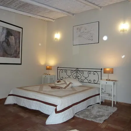 فندق مبيت وإفطار Casa Nostra